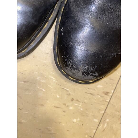 Dr. Martens Boots Mens Size 10 Black Lace Up Combat‎ Distressed AW004 Air Wair main image 9